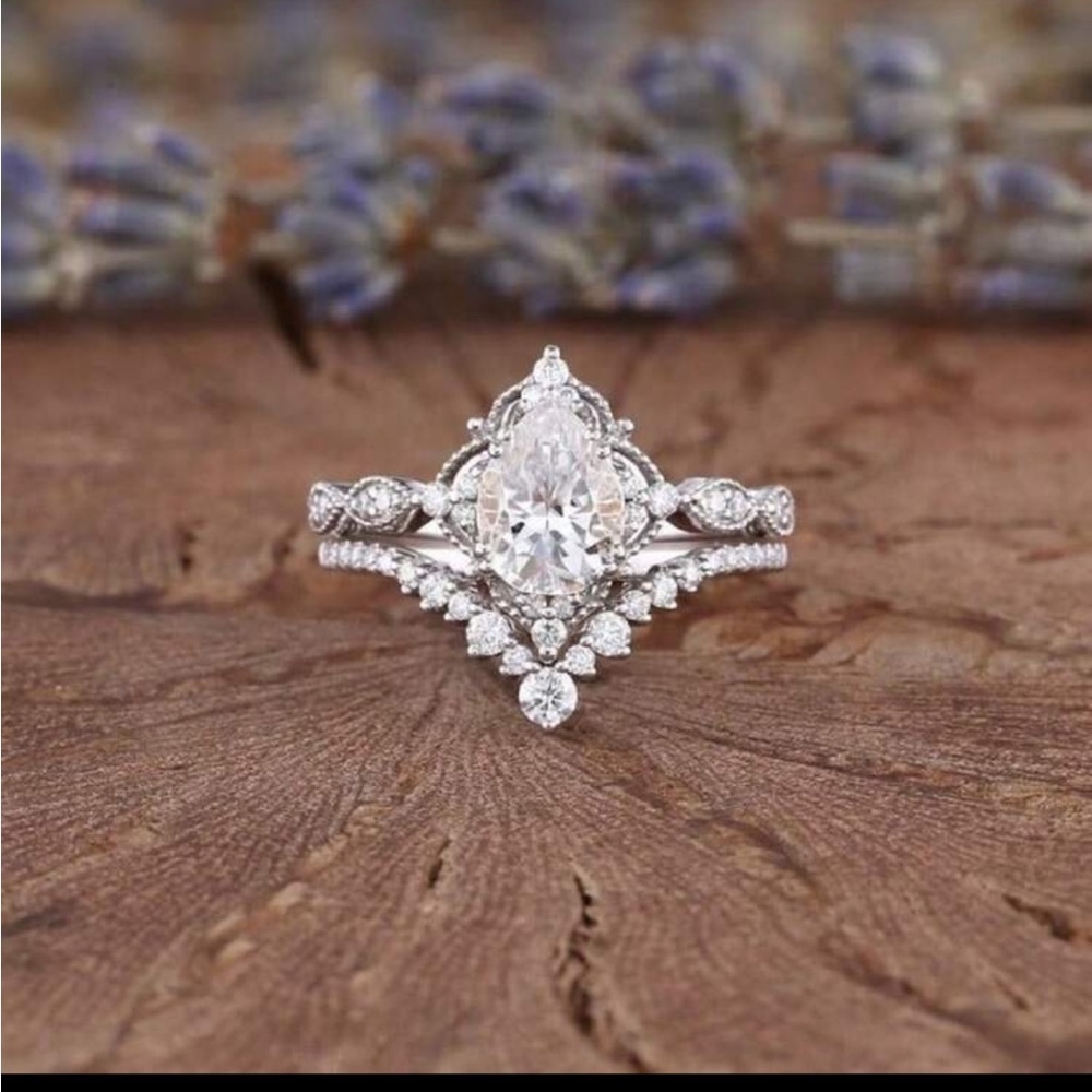 Silver ring set - Picture 2 of 2